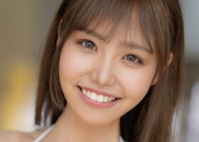 观月あいな