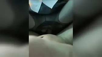 江南第一深情-黑丝制服装的学生妹很听话，牵著狗鍊让我无限后入女上狂摇