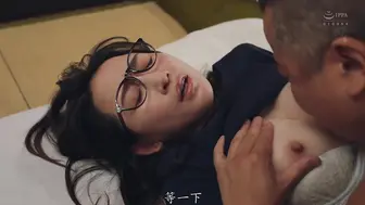 JUR-736 [中文字幕] 其实是被强行干的吧 我暗暗倾慕的婶婶香奈，早已被邻居大叔调教成了发情的母狗…。寡妇BSS ～本想在周年祭时表白，结果早已被睡了 水户香奈