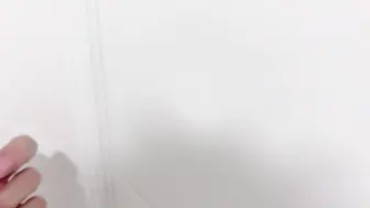 约炮骚货被无套大屌猛插，操到高潮不断喷水内射