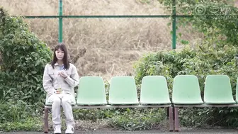 ABF-051 [中文字幕] 川崎工廠工作的科學女孩」和一個「夢想受挫的該死的男人」相遇並發生了瘋狂的戀情…與理系女子套房同居生活。